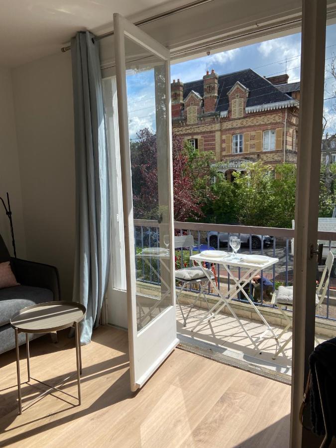 Jade, Studio Au Coeur De La Ville Villers-sur-Mer Exteriér fotografie